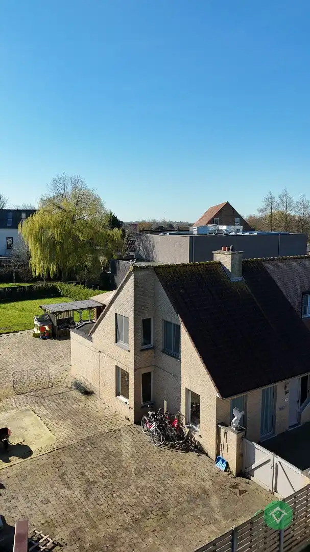 Statige gezinswoning met zonnige tuin, drie slaapkamers en topligging in Leke foto 37
