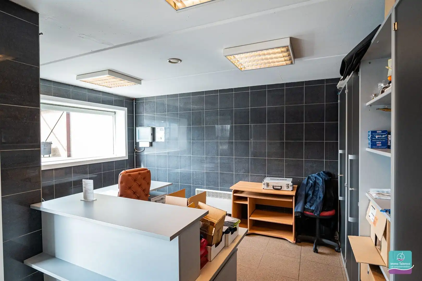 Loods - Opslagruimte op 1 ha 27 are 10 ca - 2300 m² foto 19