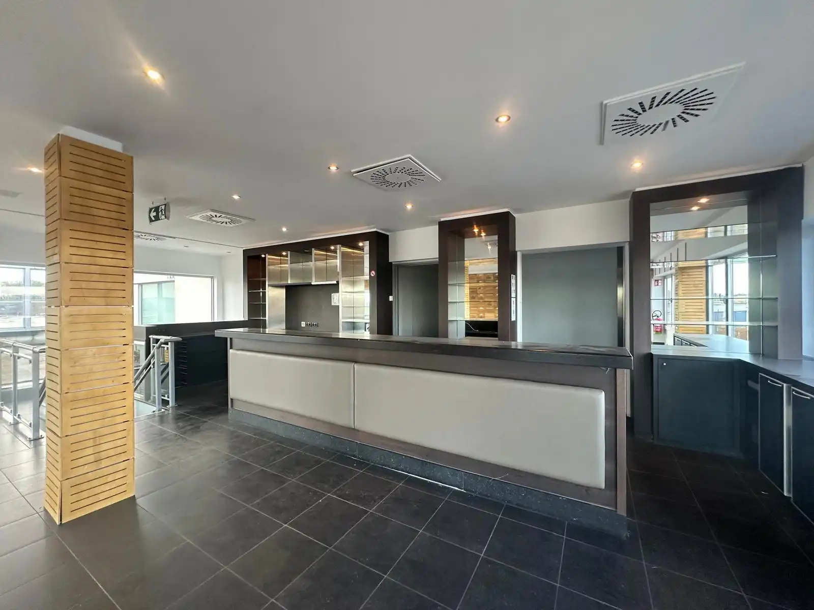 Unieke horecakans in Luchthaven Antwerpen foto 8