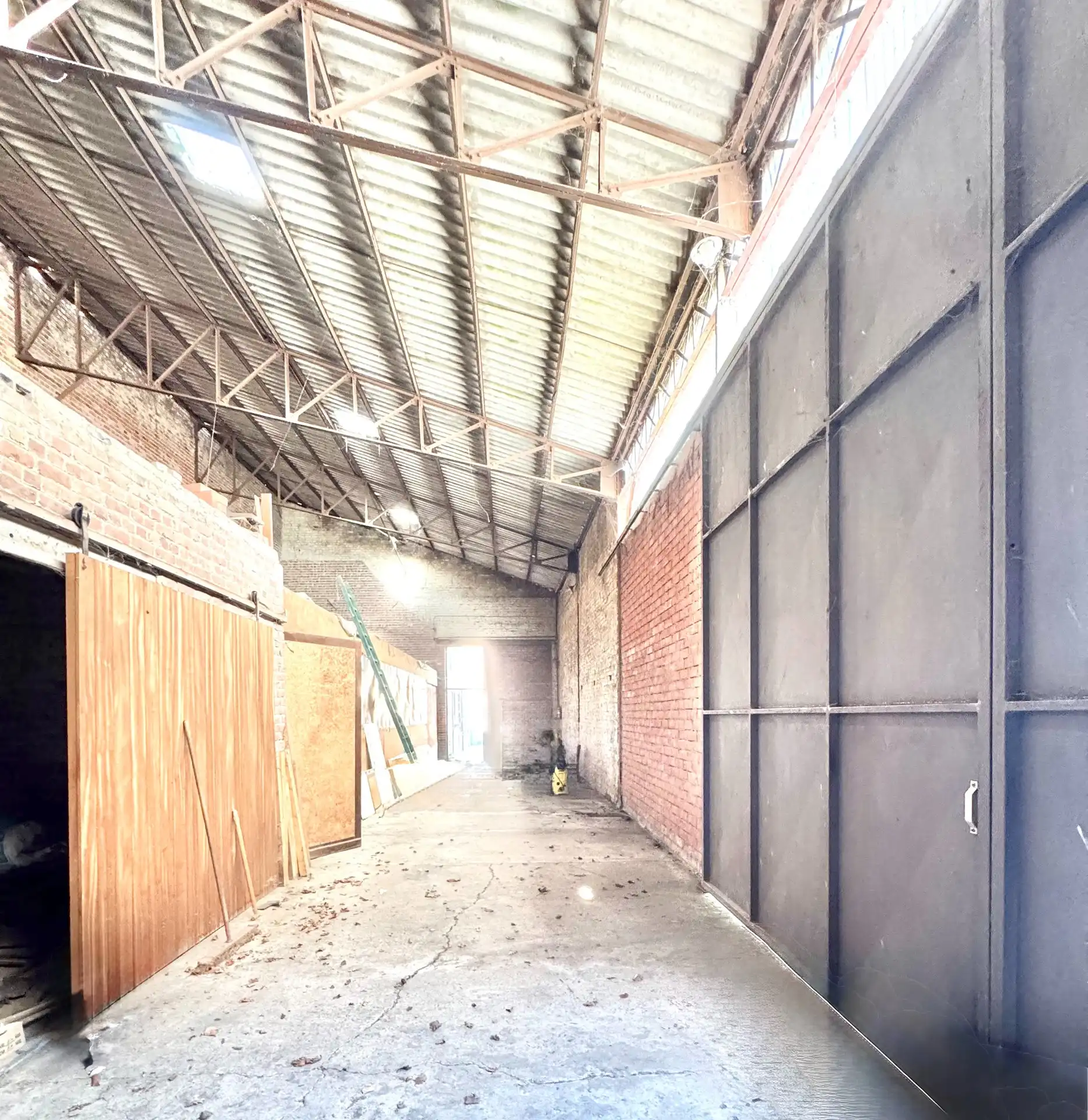 RUIME WONING | 4 KAMERS | MAGAZIJN | 610 M² foto 10