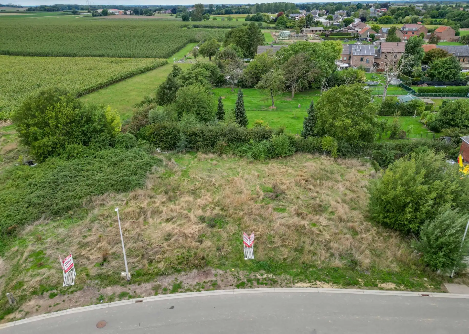 Ruime, landelijk gelegen bouwgrond voor open woning (lot 1) foto 3
