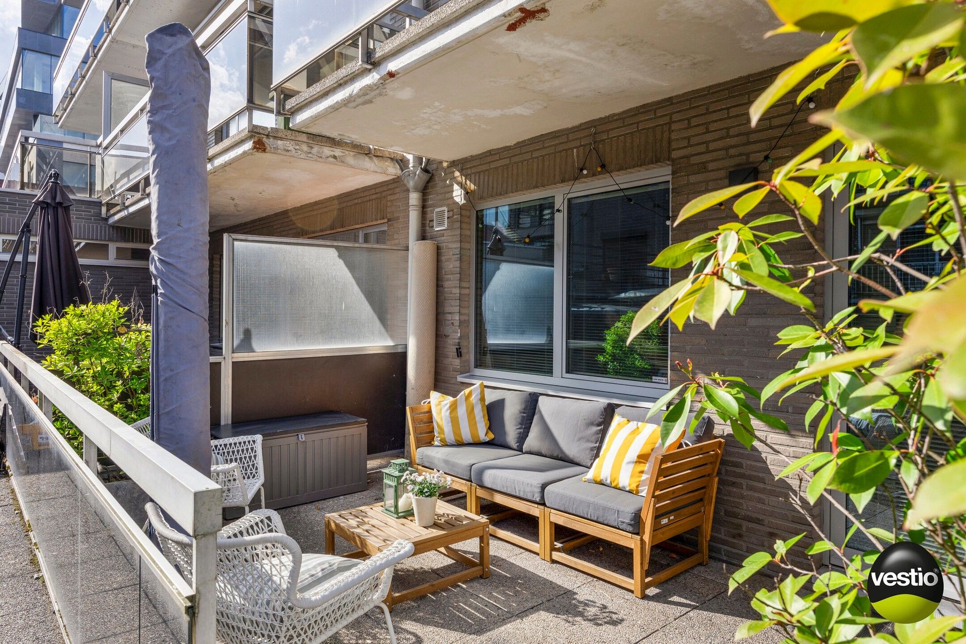 Leuke, gerenoveerde handelsruimte (ca. 80 m²) aan het Capucienenplein! foto 5