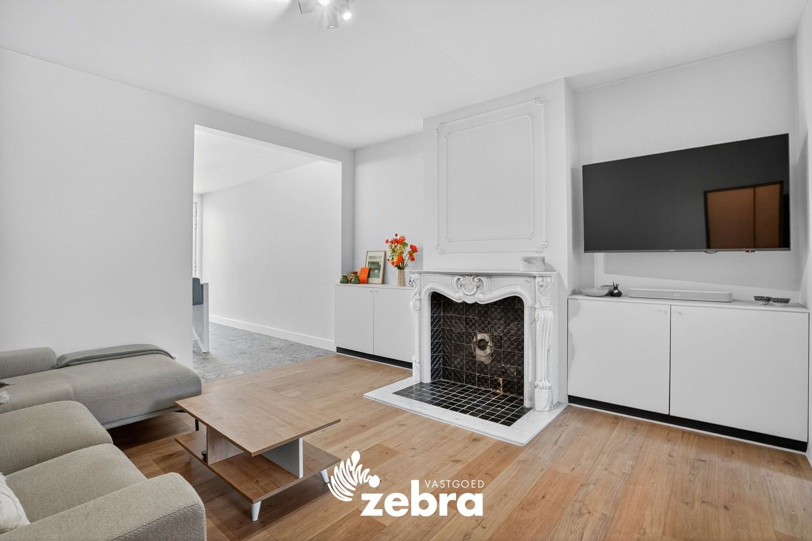 Prachtig gerenoveerde woning in centrum Tielt met garage! foto 6