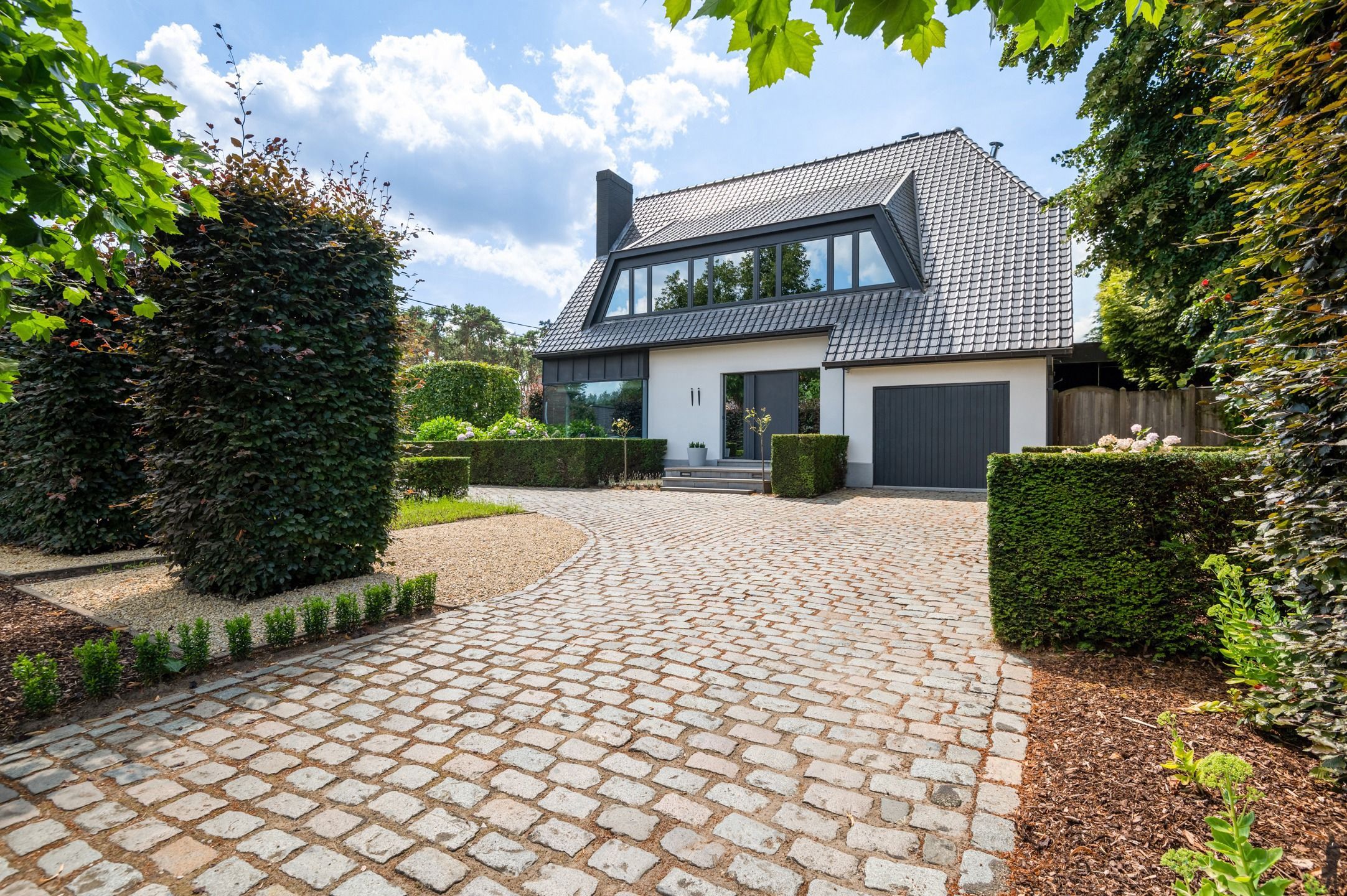 Energiezuinige villa met luxe afwerking en zonnige tuin (1.183 m²) foto 32