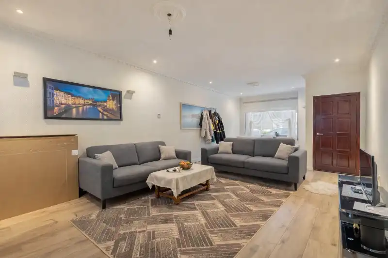 Instapklare ruime woning, topligging! foto 2