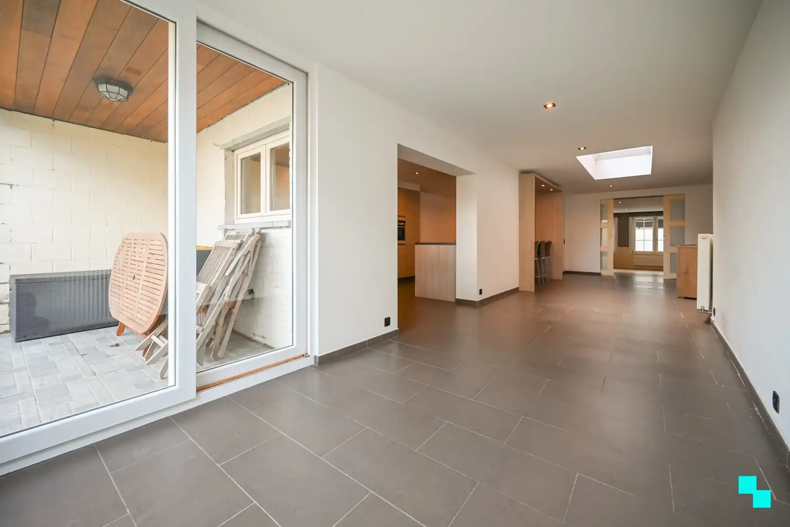 Instapklare gezinswoning in hartje Pittem foto 12