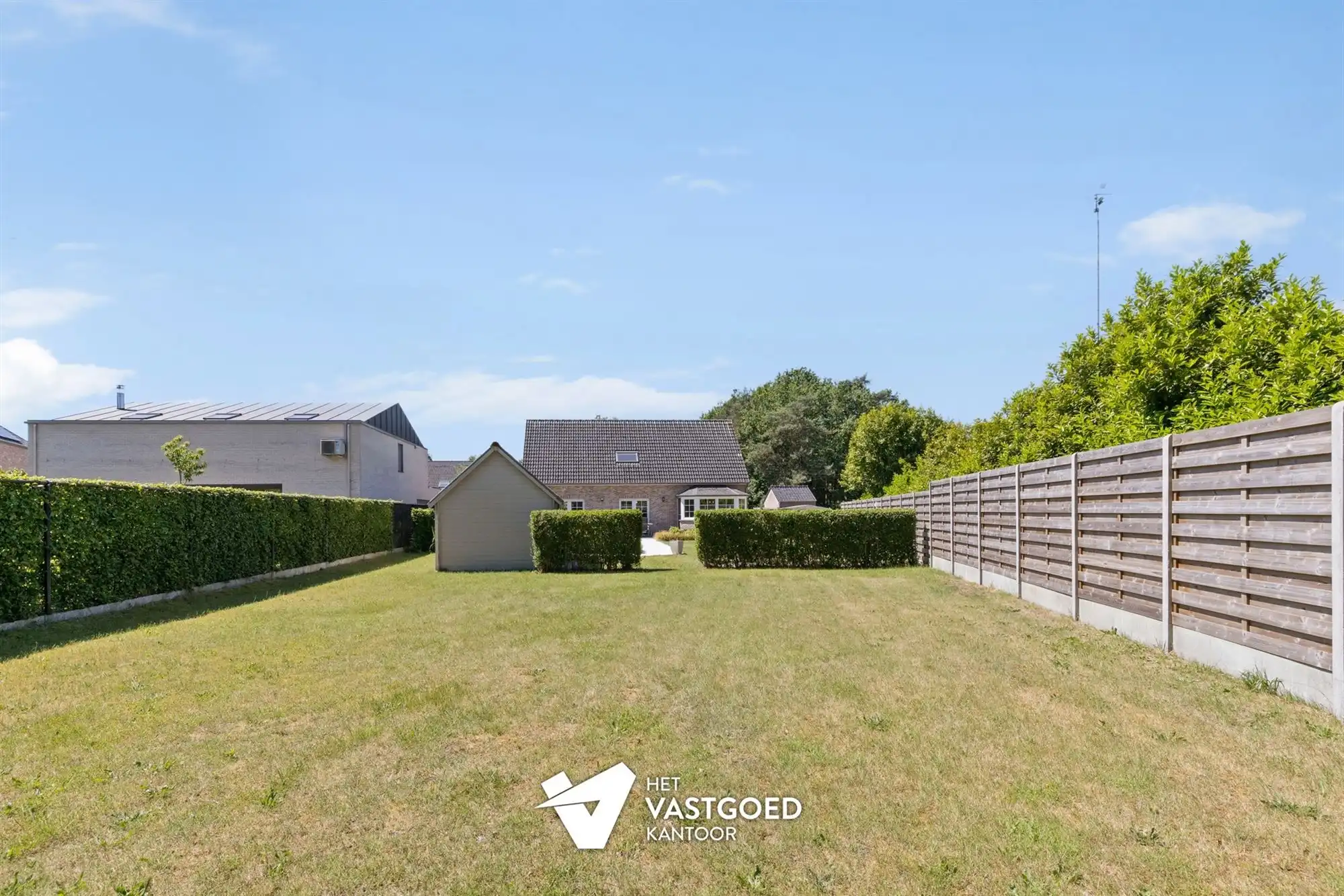 RECENTE, ENERGIEZUINIGE WONING OP RUSTIGE LIGGING foto 26