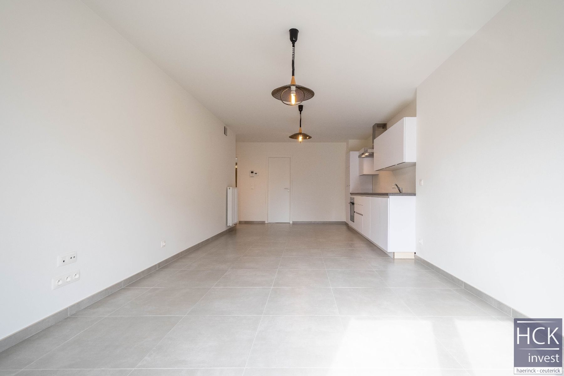 KRUISHOUTEM - INSTAPKLAAR appartement met 2 slpk + RUIM terras! foto 4