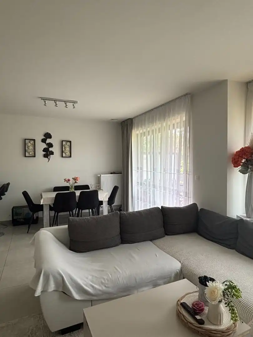 LICHTRIJK EN ENERGIEZUINIG 2-SLAAPKAMERAPPARTEMENT MET TWEE TERRASSEN EN PARKEERPLAATS foto 11