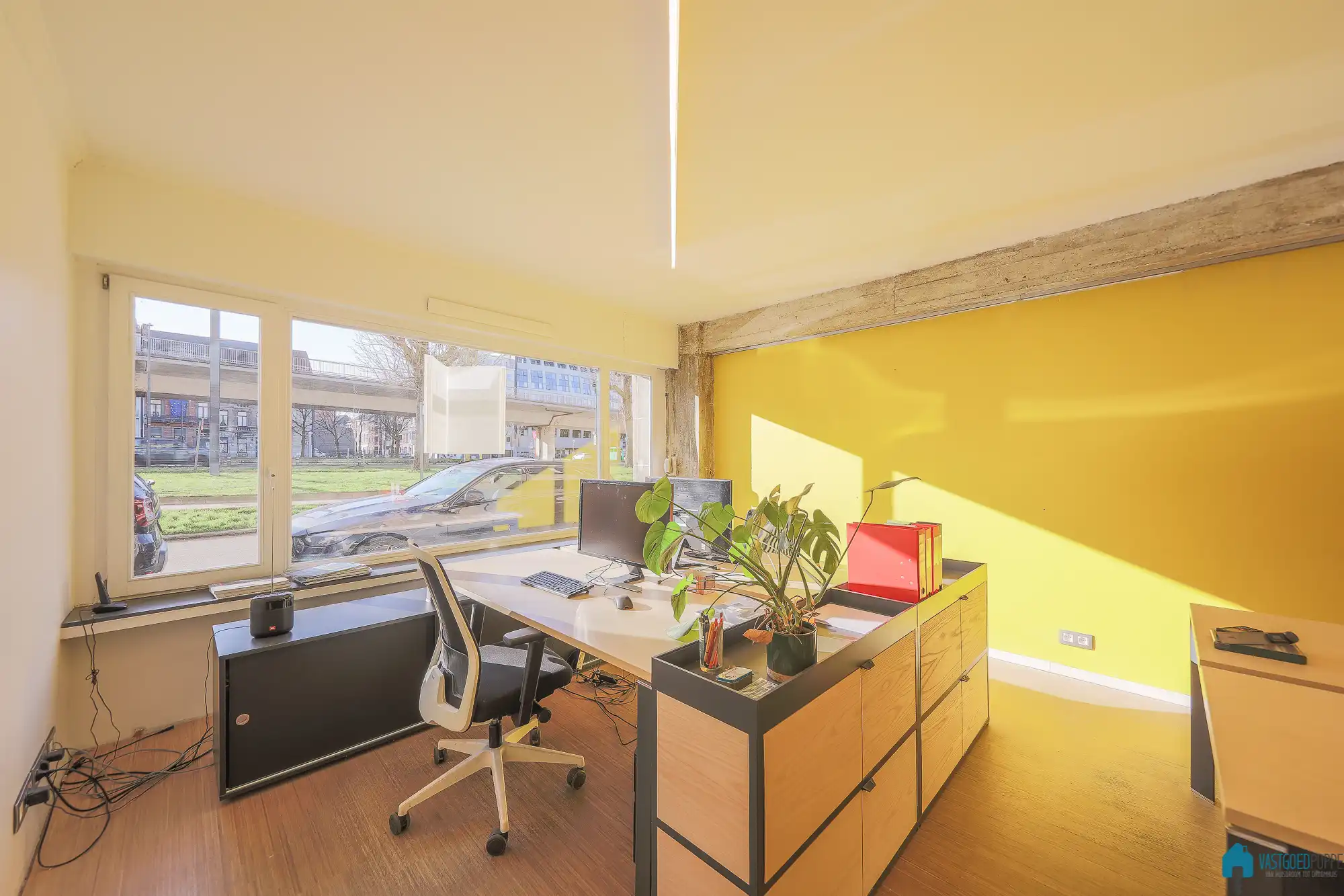 Gelijkvloers-appartement palend aan het Zuidpark foto 3