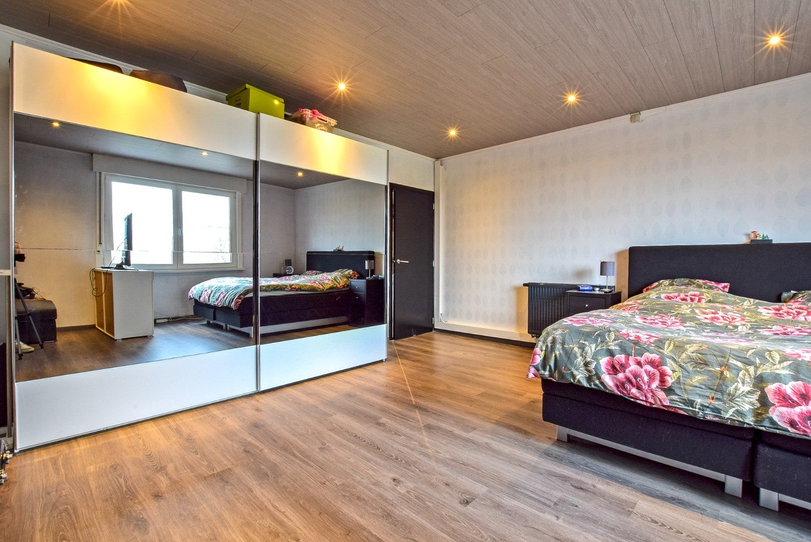 Ruime gezinswoning met garage te Pervijze op 518 m² met prachtige verzichten.  foto 9