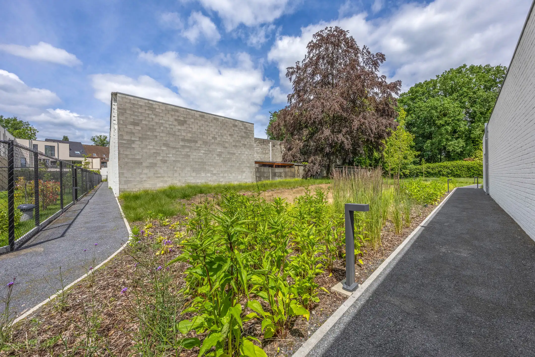 Stijlvol gelijkvloers appartement met tuin foto 30