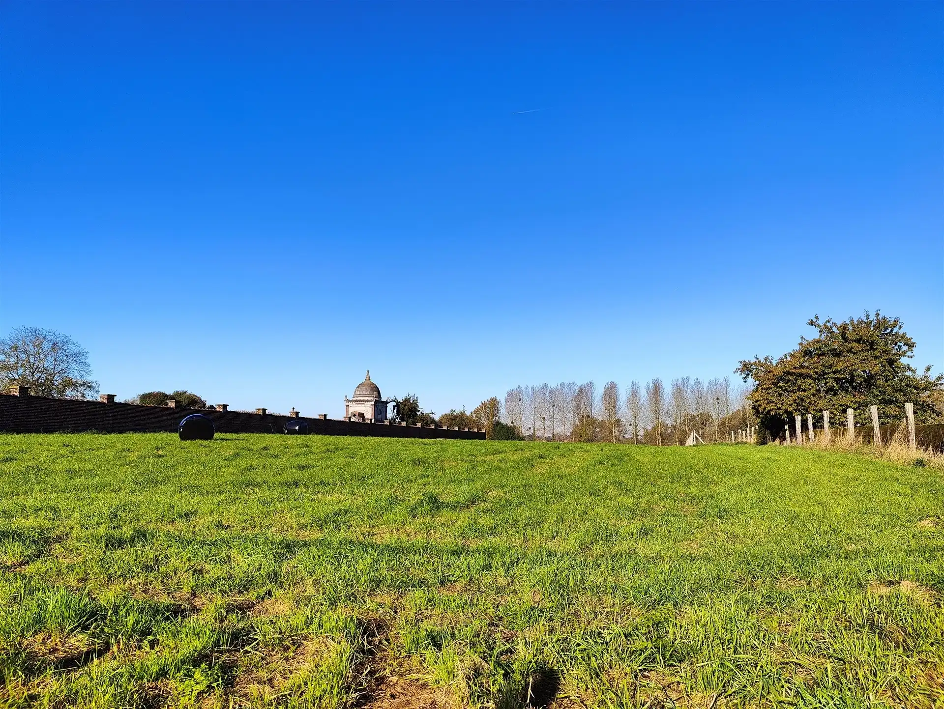 bouwgrond voor HOB met prachtig groenzicht foto 2