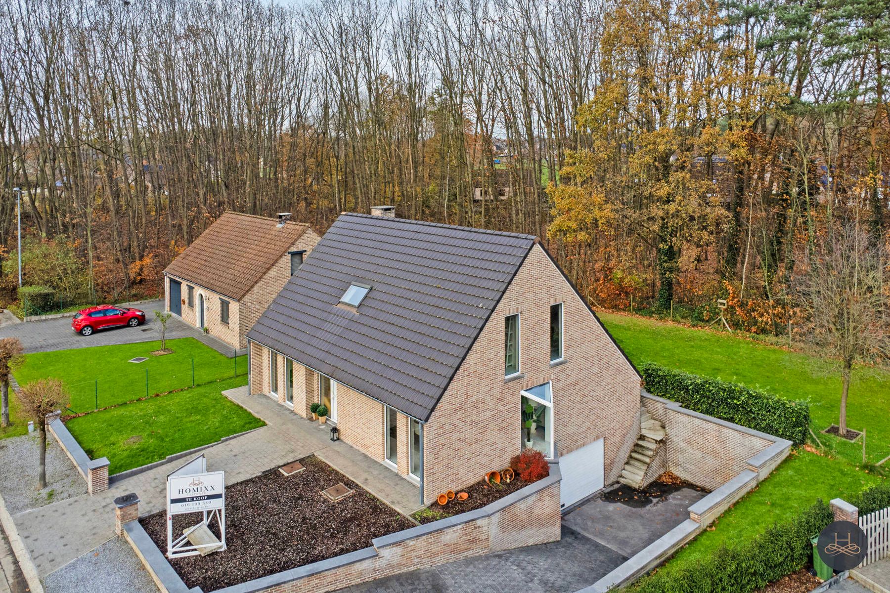 Unieke openstaande woning in een rustige doodlopende straat foto 3