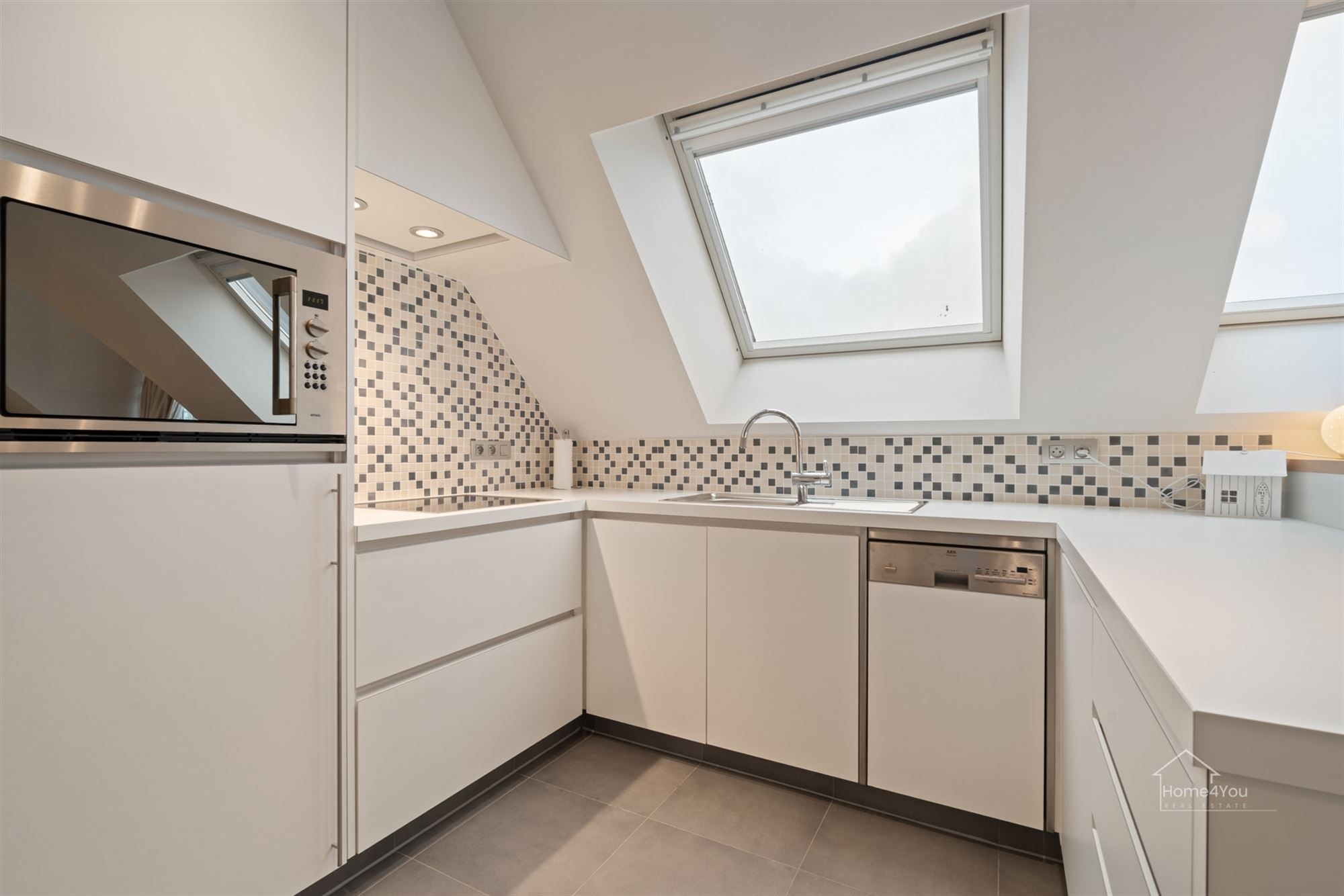 Uniek appartement op de 7e verdieping met terras en zeezicht foto 9