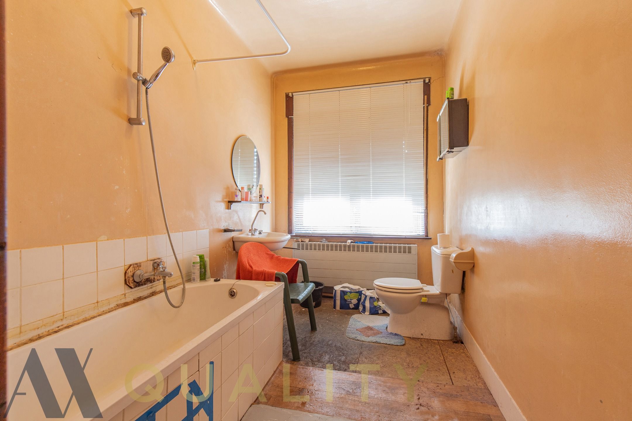 Nabij het centrum van Lebbeke gelegen te renov. rijwoning of bouwgrond op een terrein van 2 are 80 ca.  foto 5