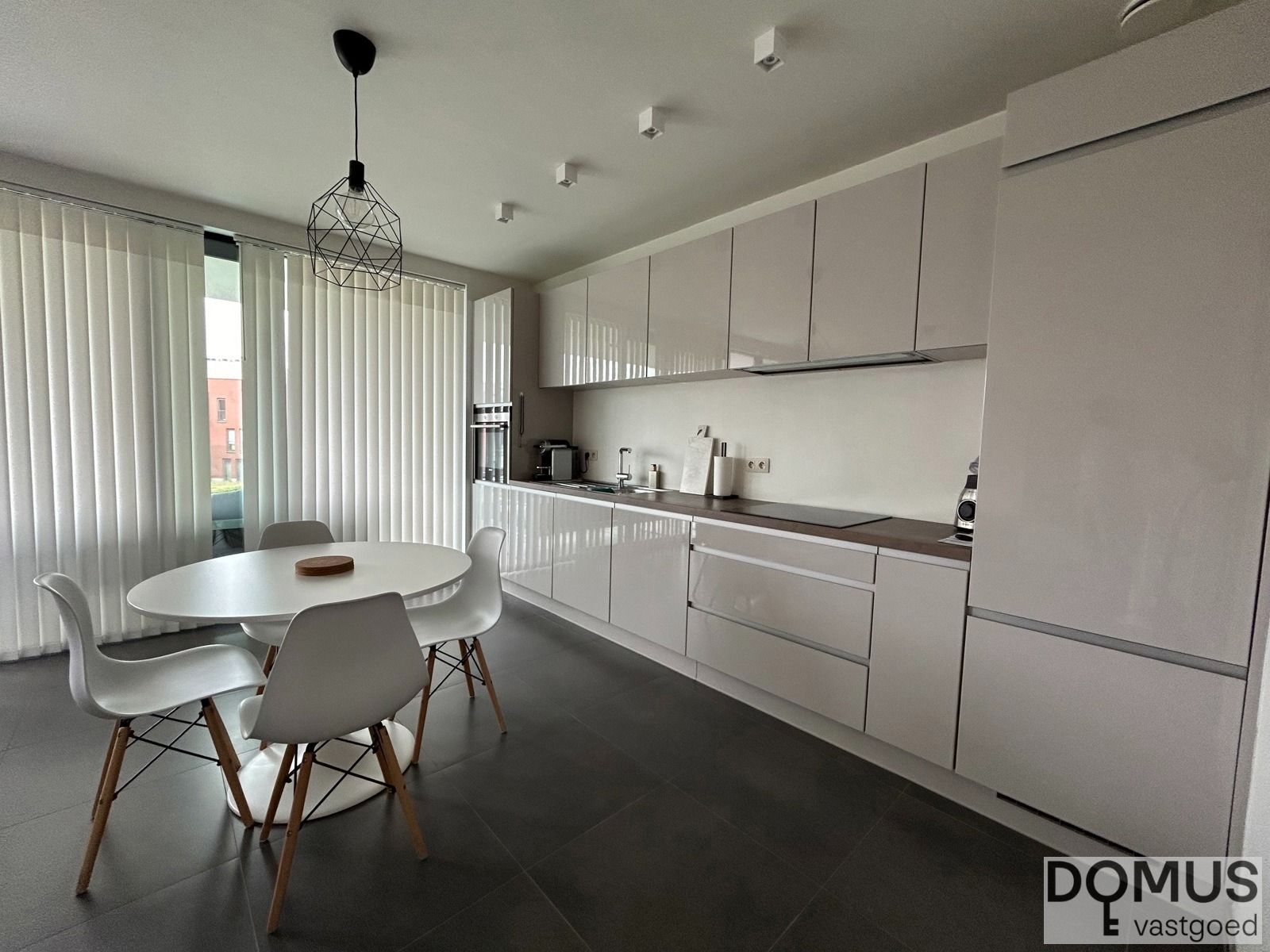 Charmant 1-slaapkamerappartement met terras en garage foto 4