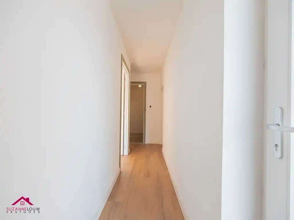 Gelijkvloers appartement met ruim terras foto 10