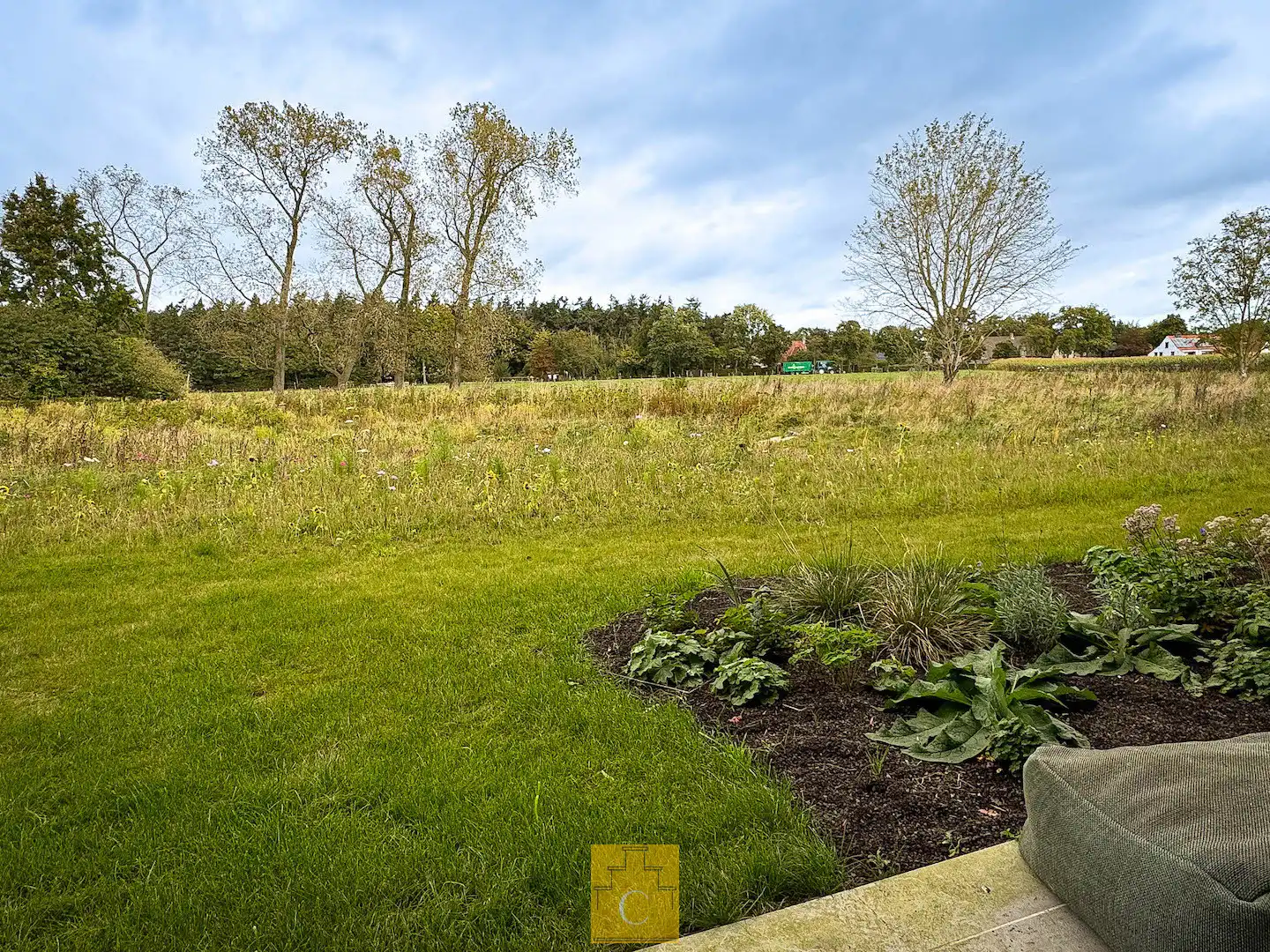 Appartement met ruime terrassen en autostandplaats foto 2