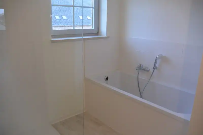 Moderne en energiezuinige woning met 3 slaapkamers, garage en zolder te huur in Heule – perfect voor comfortabel wonen! foto 11