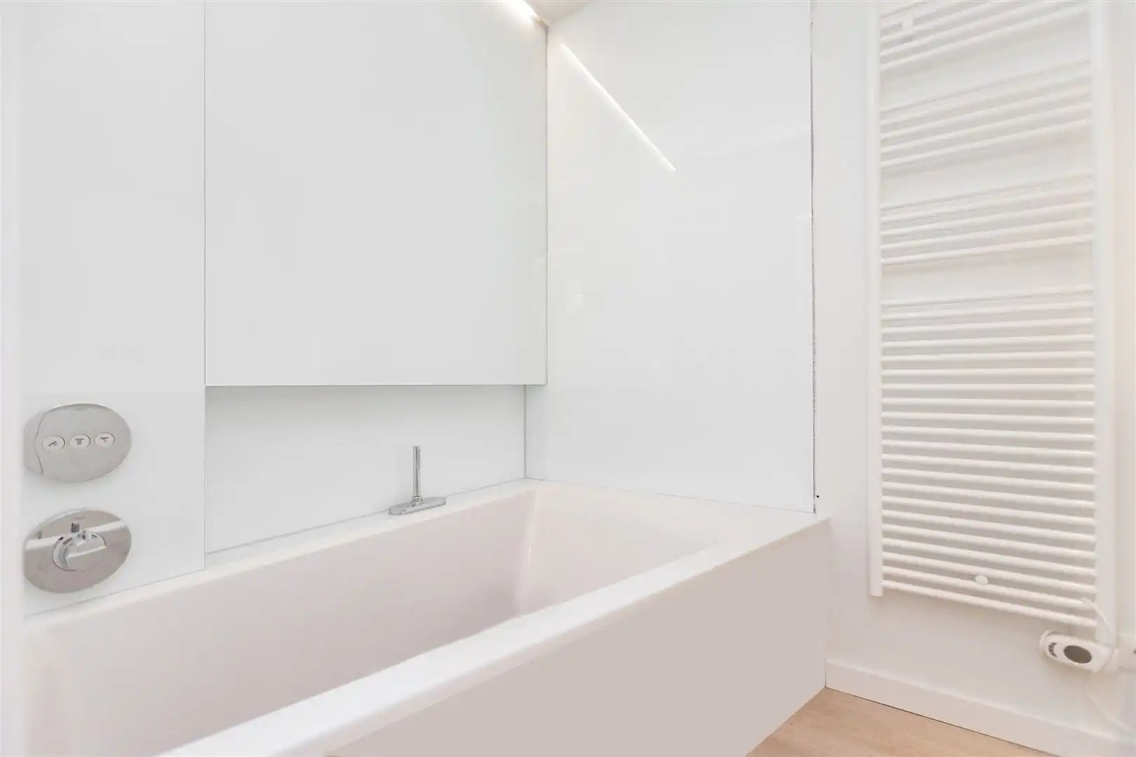 Stijlvol gerenoveerd appartement foto 8