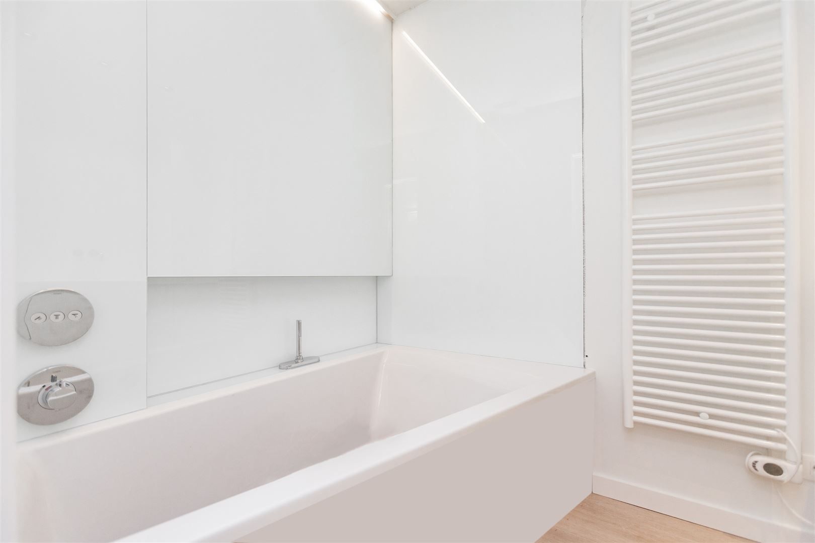 Stijlvol gerenoveerd appartement foto 8