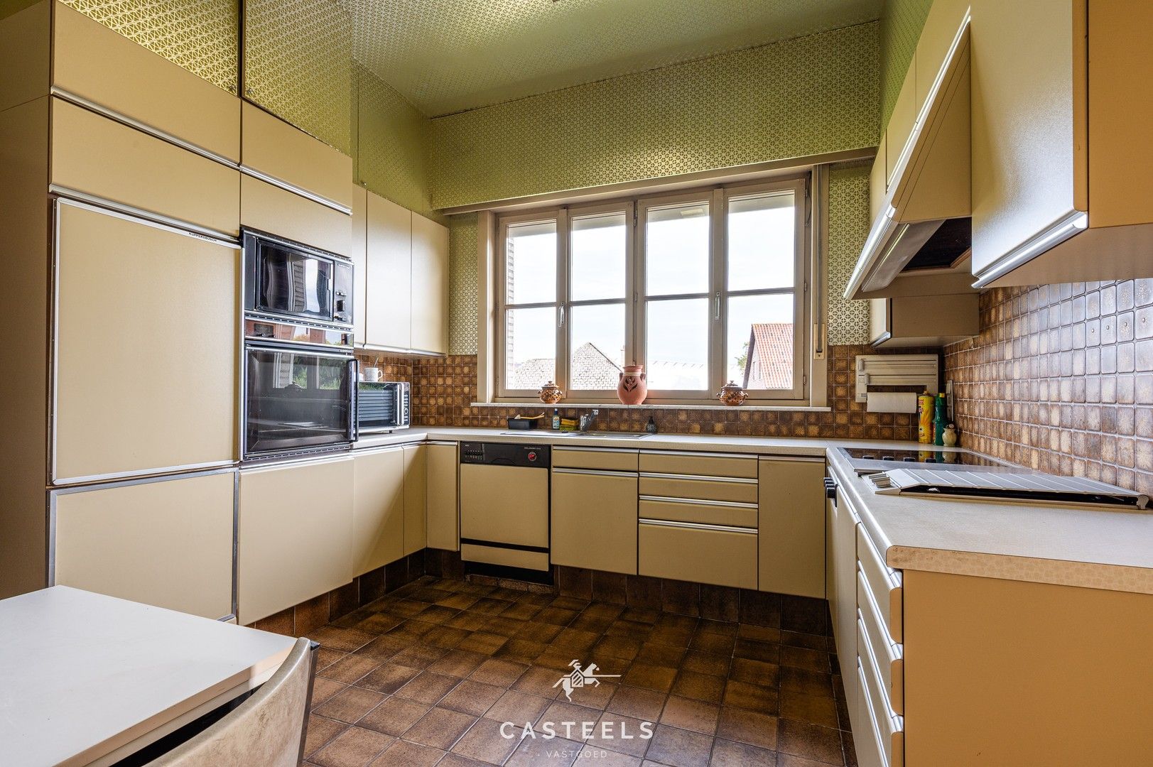 Karaktervolle villa met barokke charme en eindeloze mogelijkheden foto 8