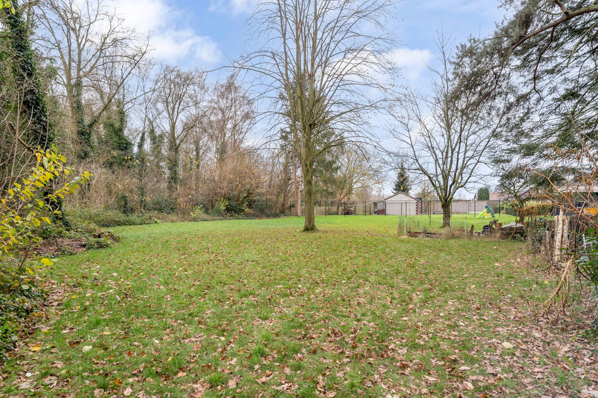 Prachtig gerenoveerde woning (2019) op toplocatie in Koersel! foto 24