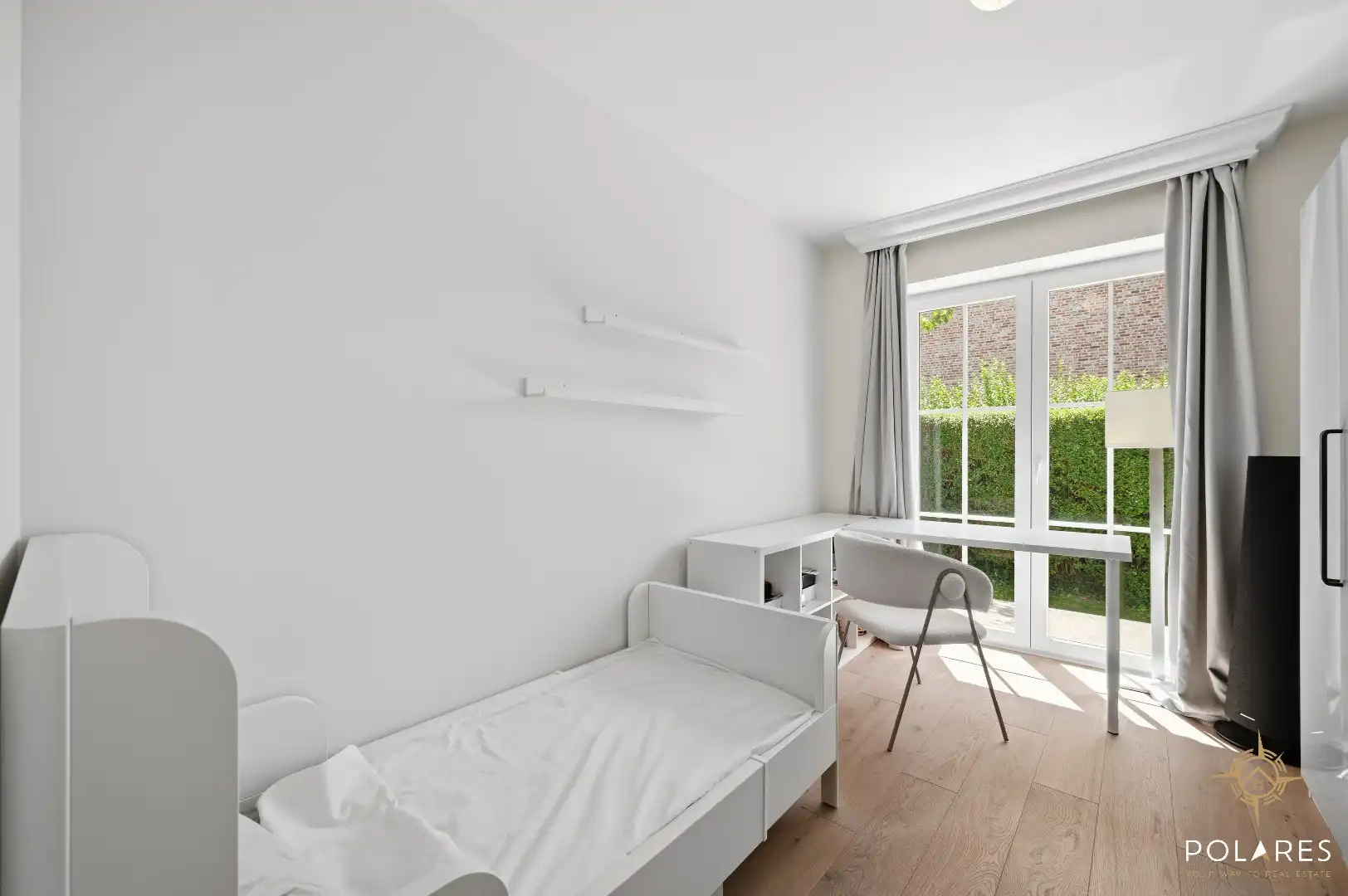 Volledig gerenoveerde moderne bungalow met zwembad – 100% instapklaar! foto 19