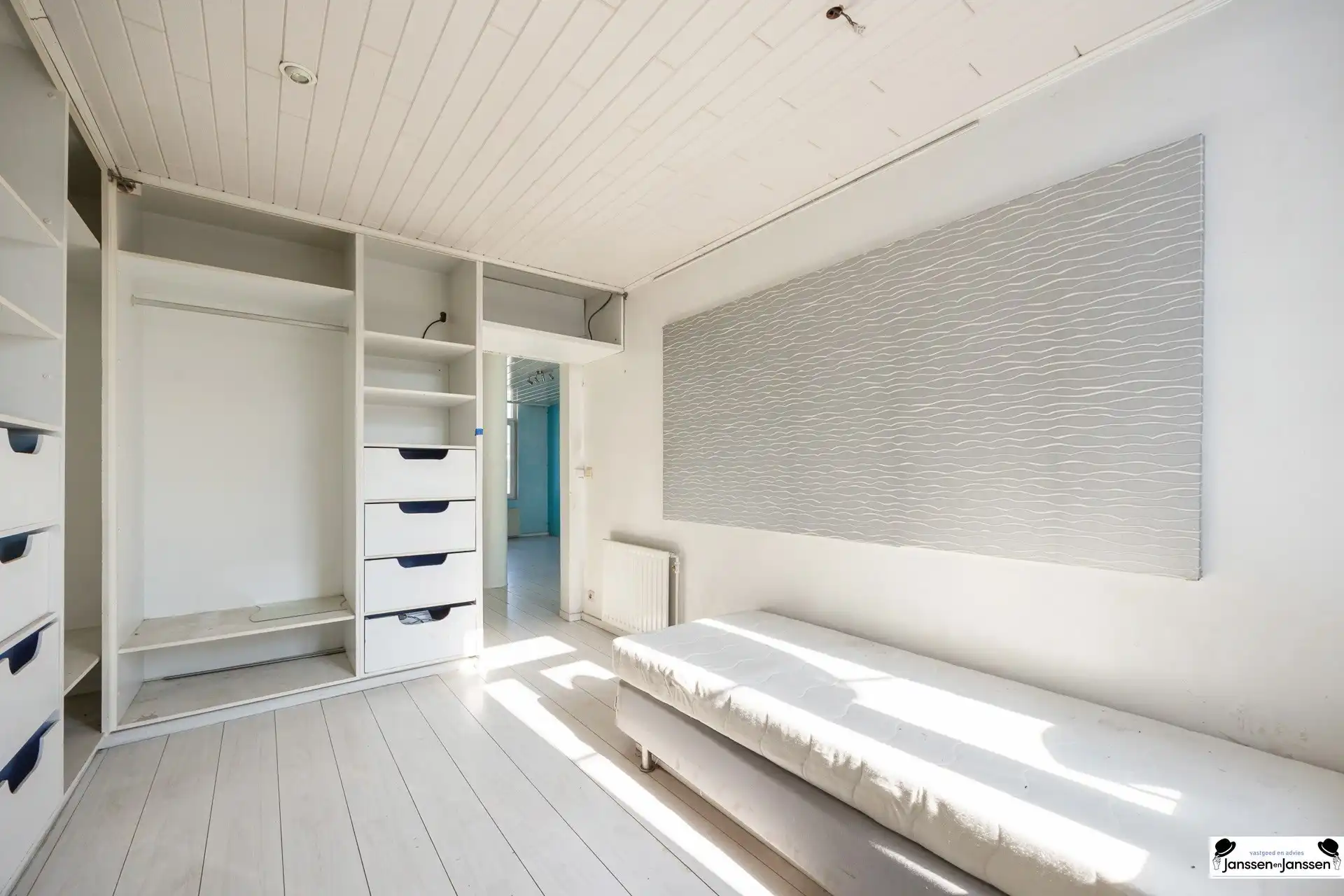 Te koop: Opbrengsteigendom op centrale locatie in Merksem! foto 21