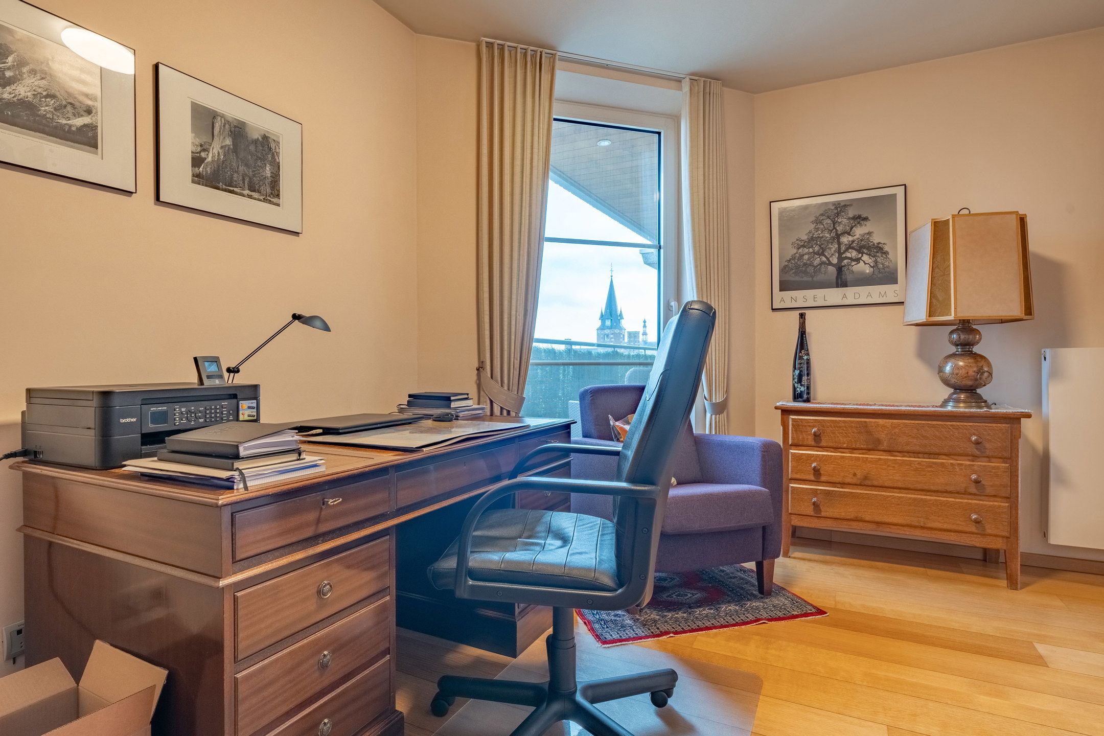 Zeer ruim appartement met o.a. 3 slaapkamers, 3 terrassen en autostaanplaats. foto 22