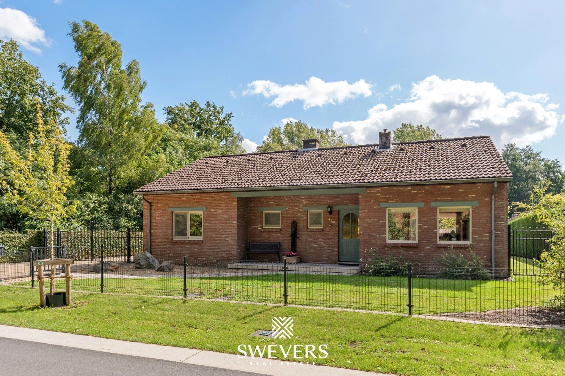 Verzorgde woning met 3 slaapkamers en rustig gelegen op zonnig perceel van 42a foto 35