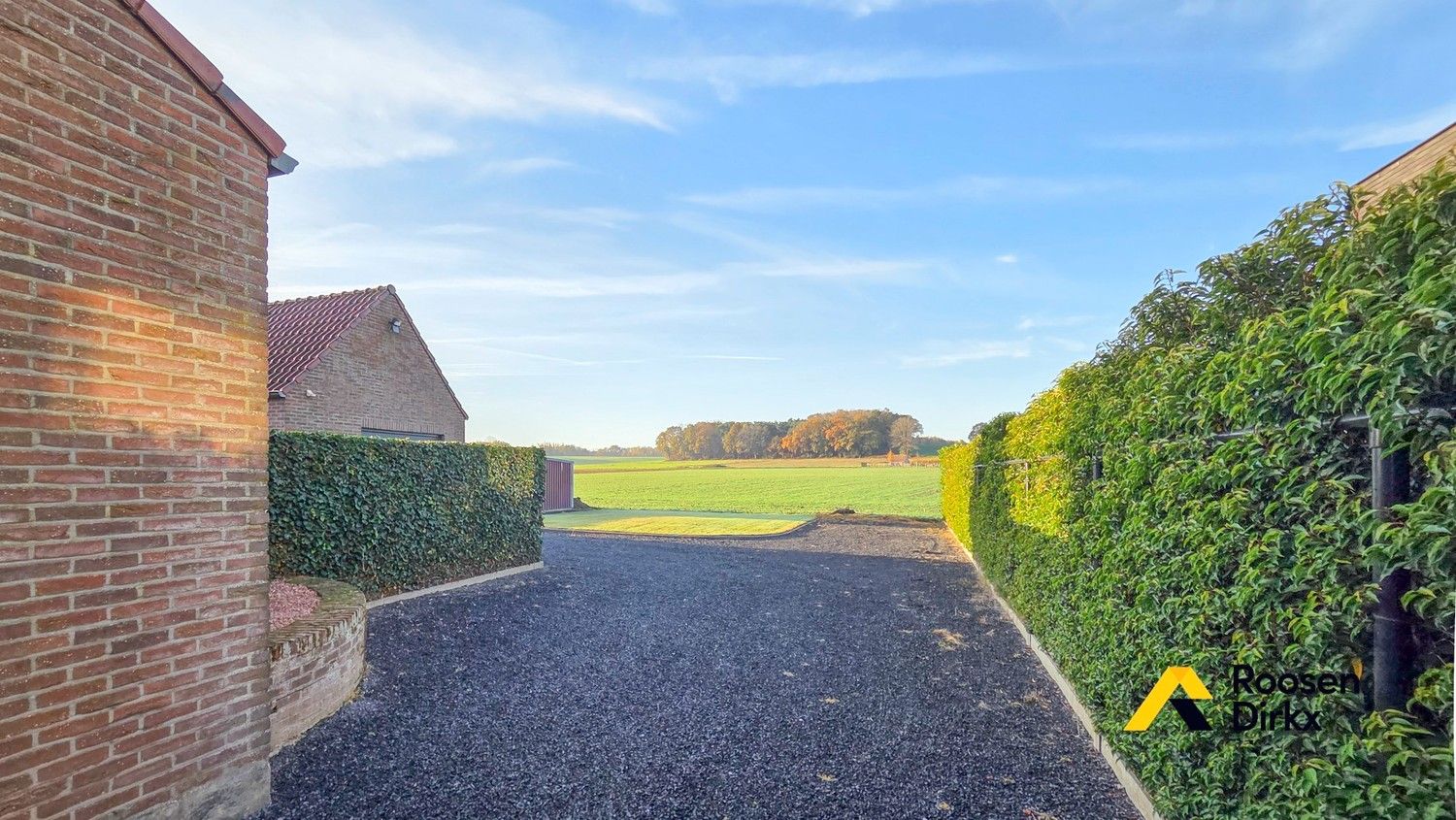 Degelijke woning met 3 slaapkamers en prachtig zicht op ±9 are! foto 34