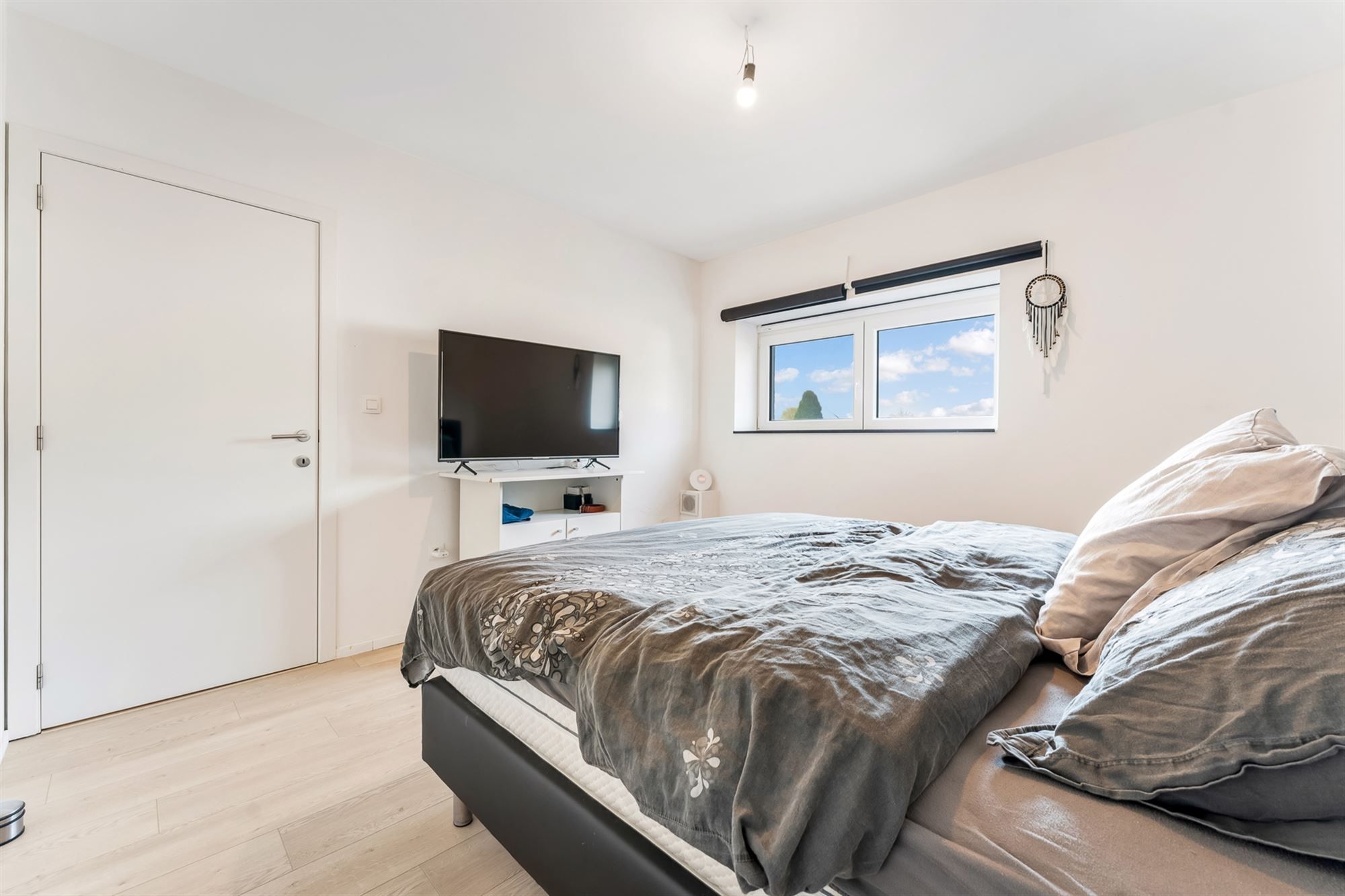 PERFECT ONDERHOUDEN EN INSTAPKLARE WONING MET 3 SLAAPKAMERS EN INPANDIGE GARAGE TE OLMEN foto 11