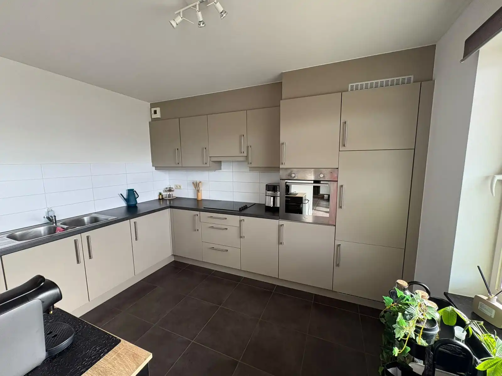 Ruim appartement van 114m² in het centrum van Nijlen foto 3