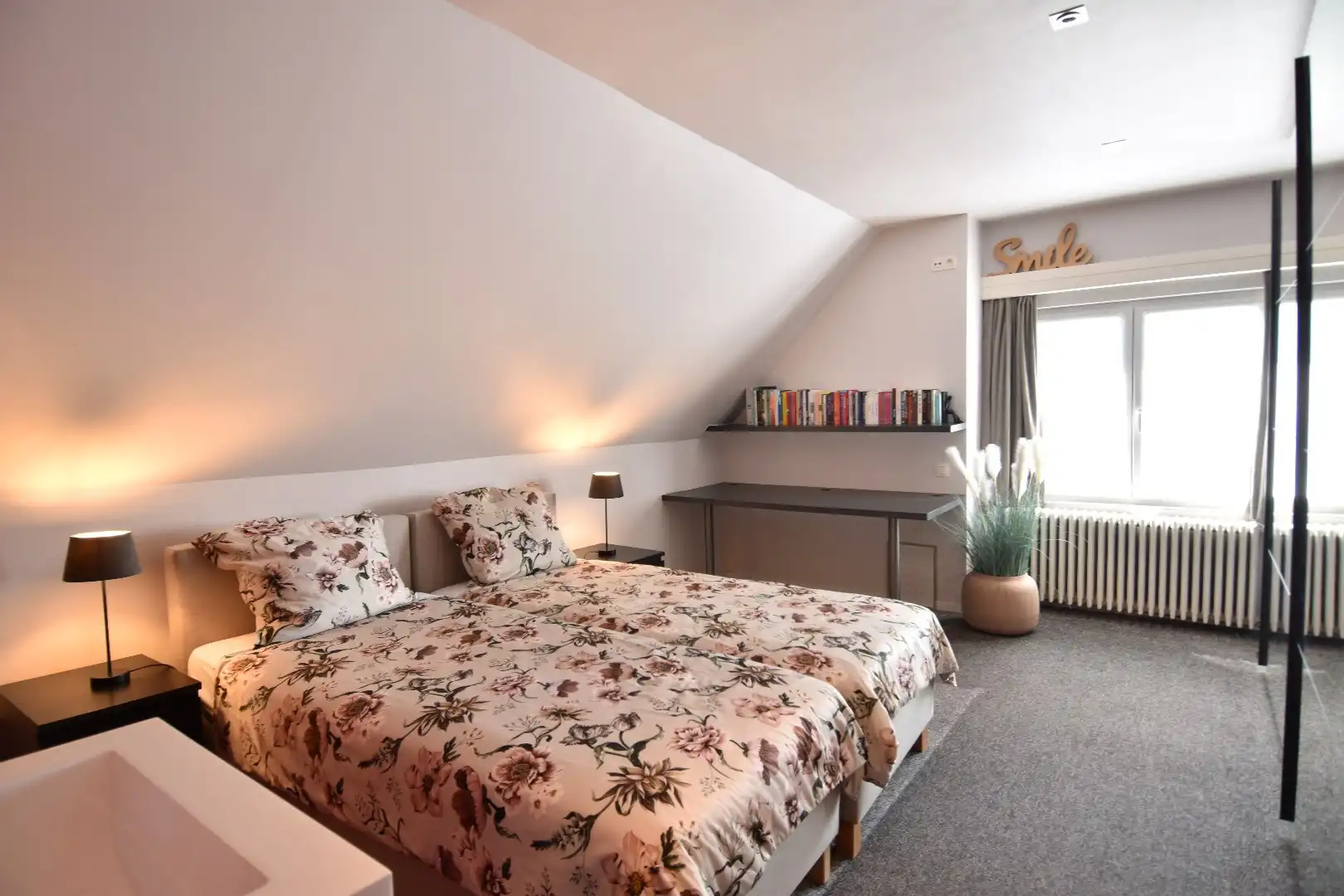 Villa met 4 slaapkamers, zwembad en mooie volumes te koop in Moorsele foto 27