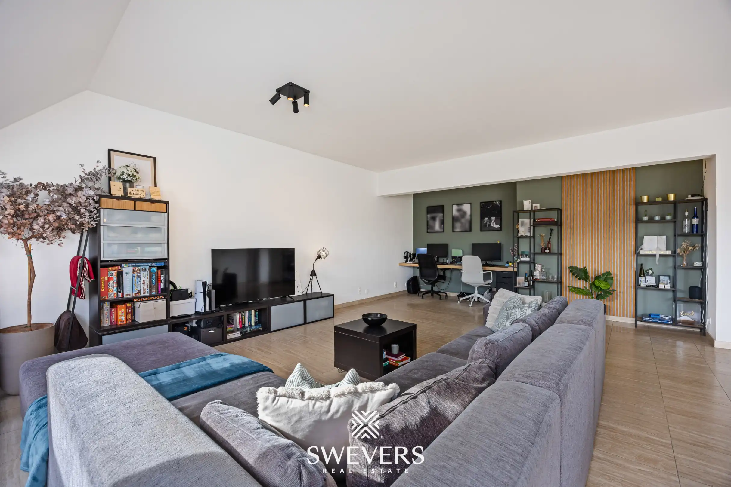 Prachtig dakappartement met 3 slpk en 2 badk. in centrum Hasselt foto 8