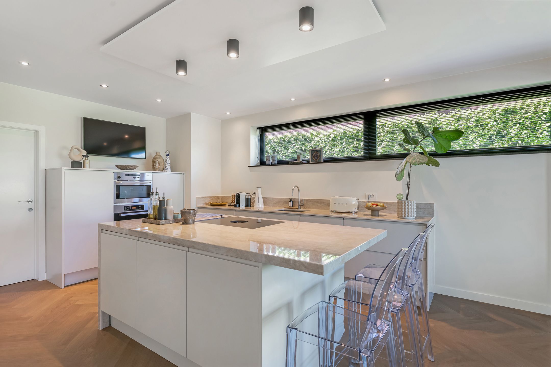 Moderne villa op royaal perceel van 11a19ca foto 16
