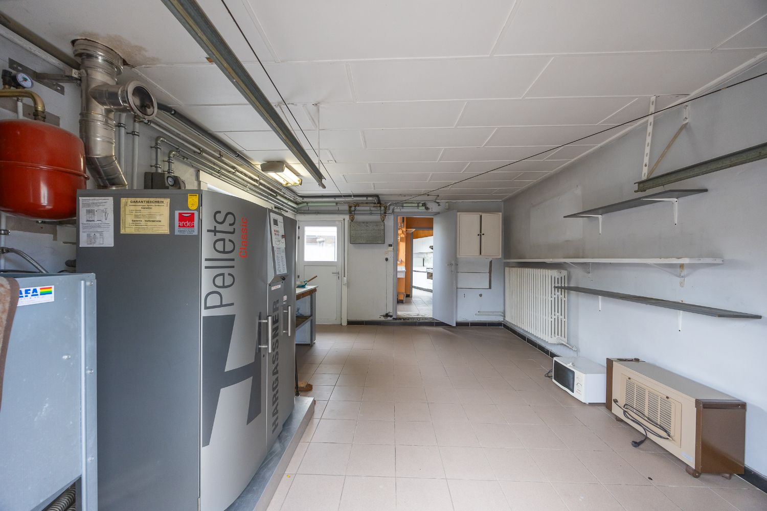 Halfopen bebouwing met garage! foto 9