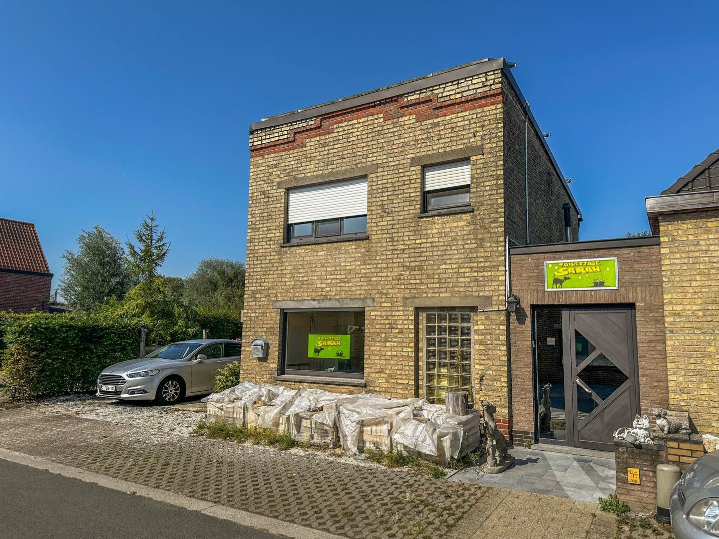 Te renoveren koppelwoning met grote loods (+/- 200m²) foto 3