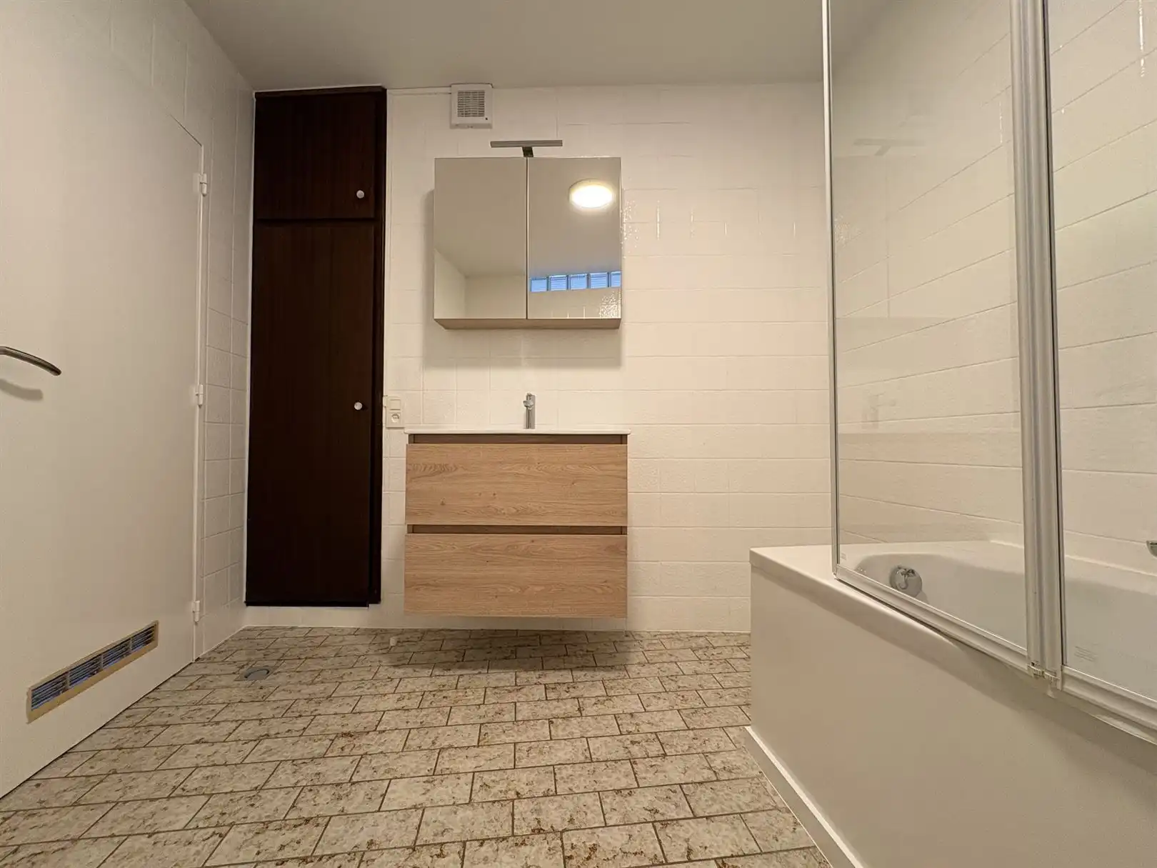 Compleet gerenoveerd appartement in centrum foto 12