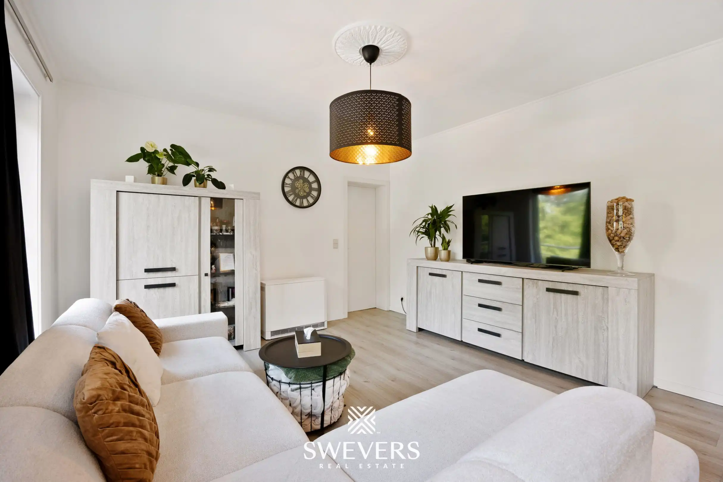 Uitstekend gelegen en instapklaar appartement met 2 slaapkamers te Genk foto 4