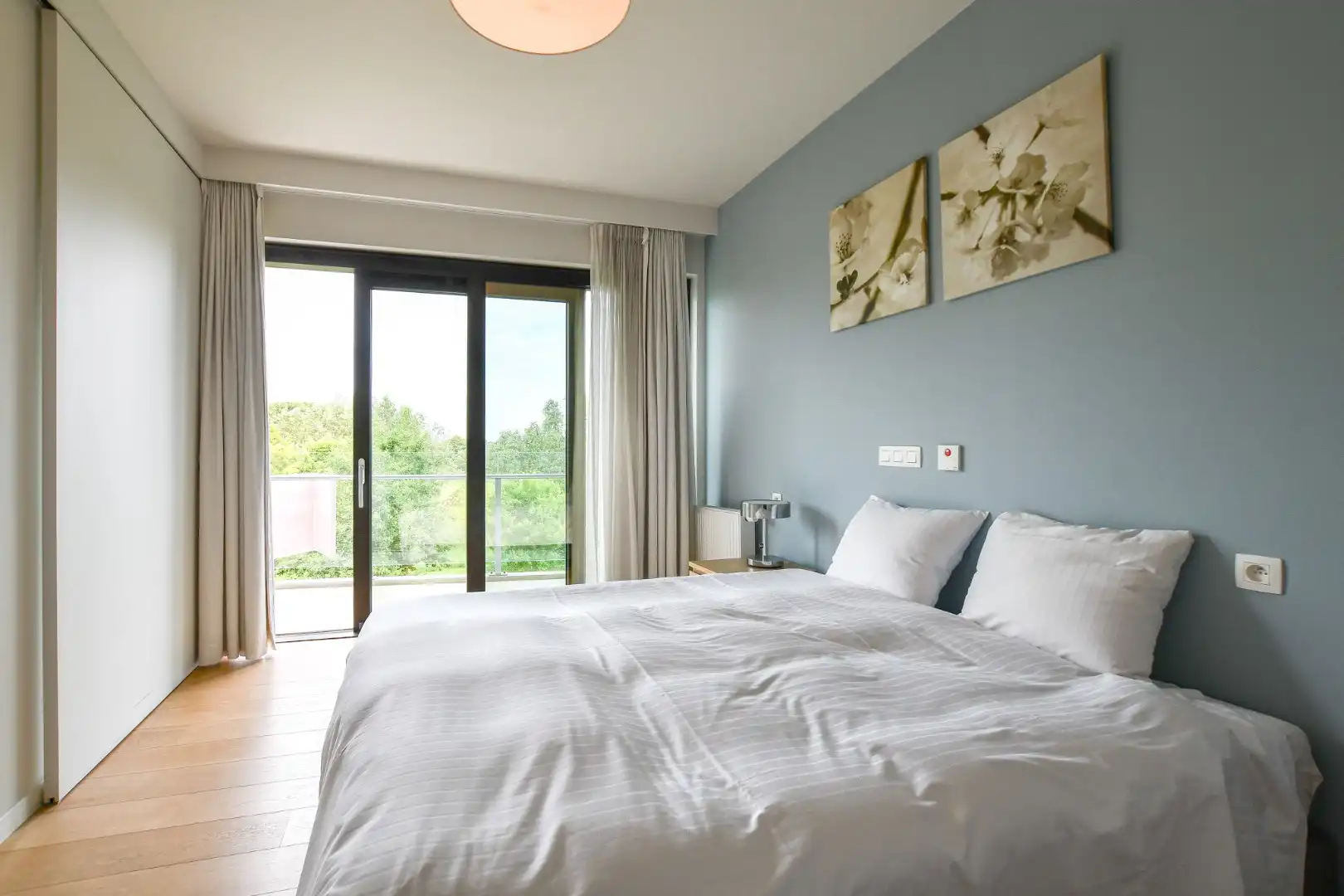 Moderne assistentiewoning met ondergrondse berging en parkeerplaats in De Haan, vlakbij strand, duinen en zee foto 9