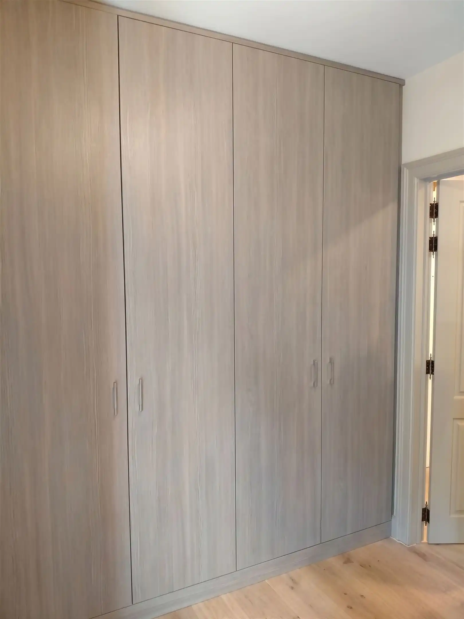 TE HUUR: Ruim appartement met 2 slaapkamers te Lummen! foto 13