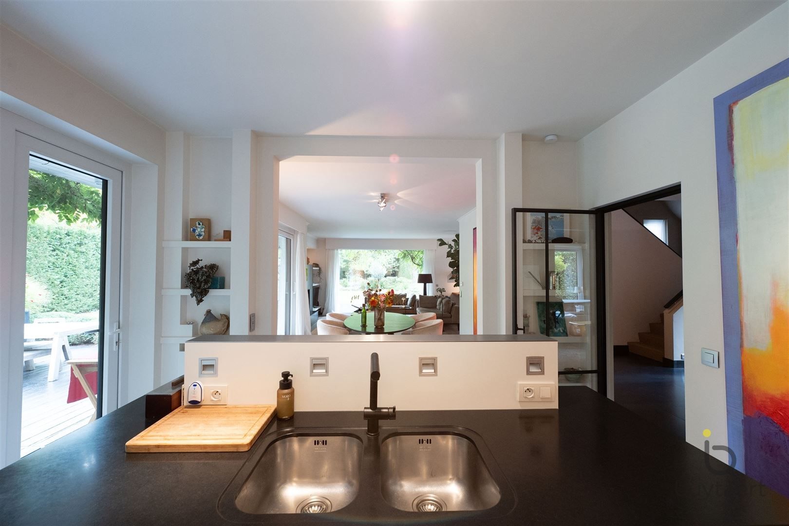 Gezellige instapklare woning met een prachtige groene tuin! foto 20