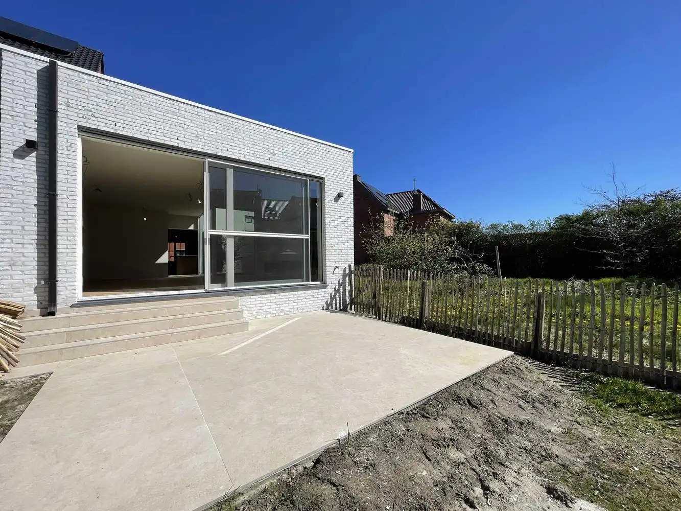 Smaakvol gerenoveerde woning met stadstuin foto 12