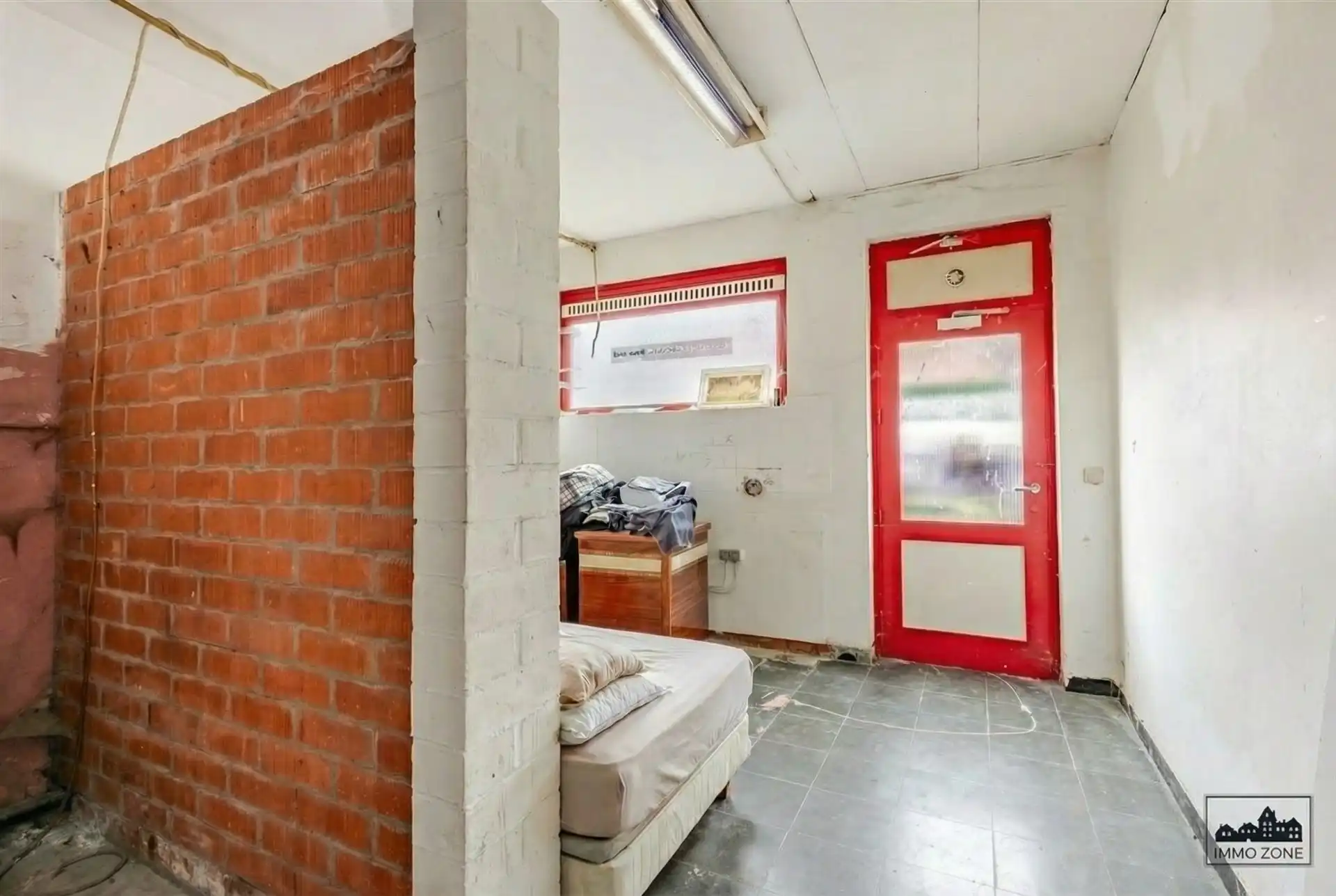 Ruime 4-Slaapkamerwoning in Temse. foto 12