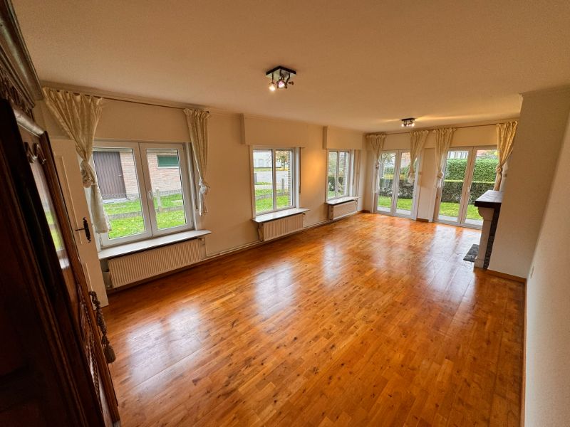 --- NIEUW --- Bungalow met inpandige garage en tuin in De Pinte! foto 6