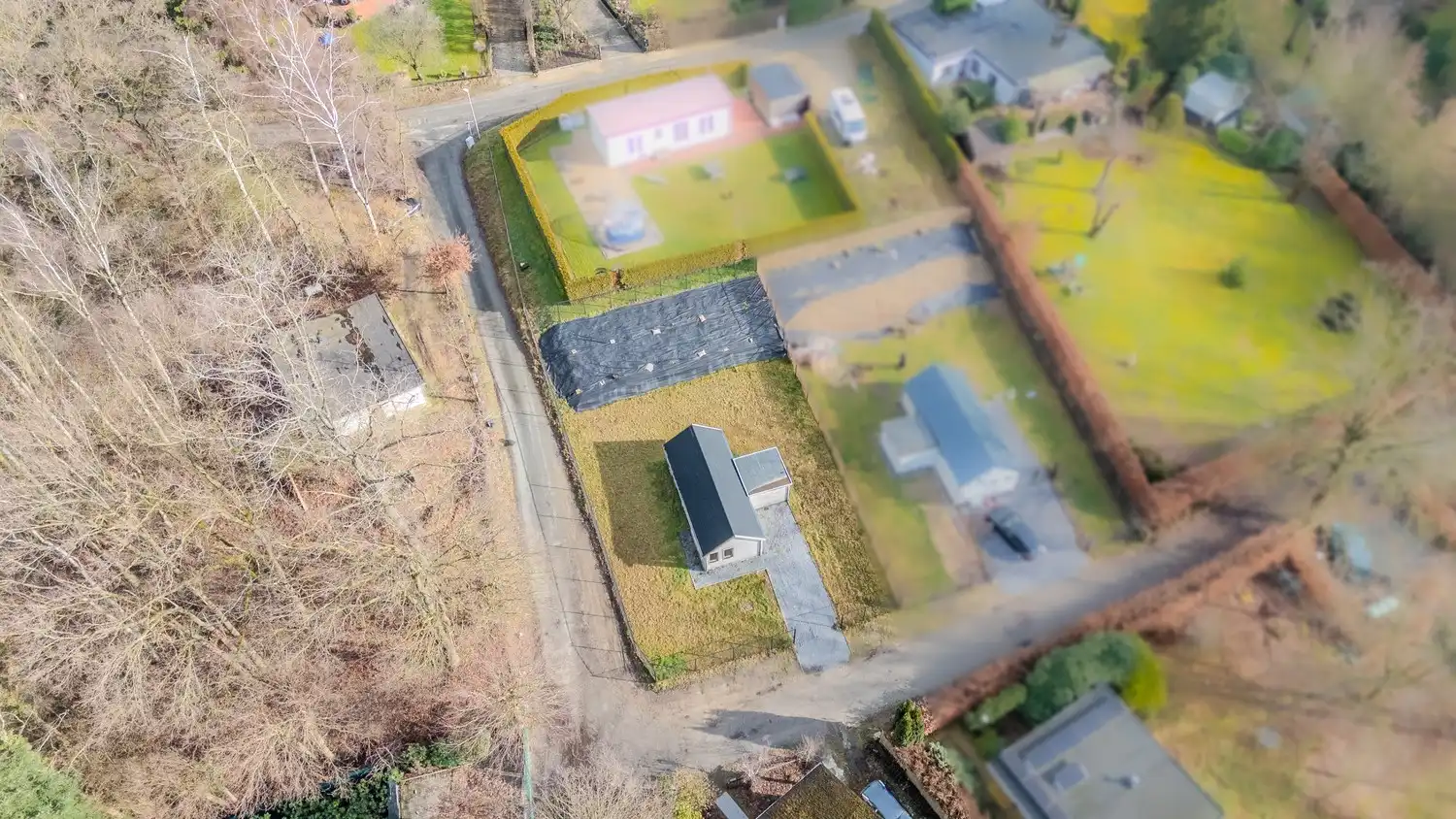 Charmant en instapklaar tiny house op rustige en bosrijke locatie in Hoeselt foto 3