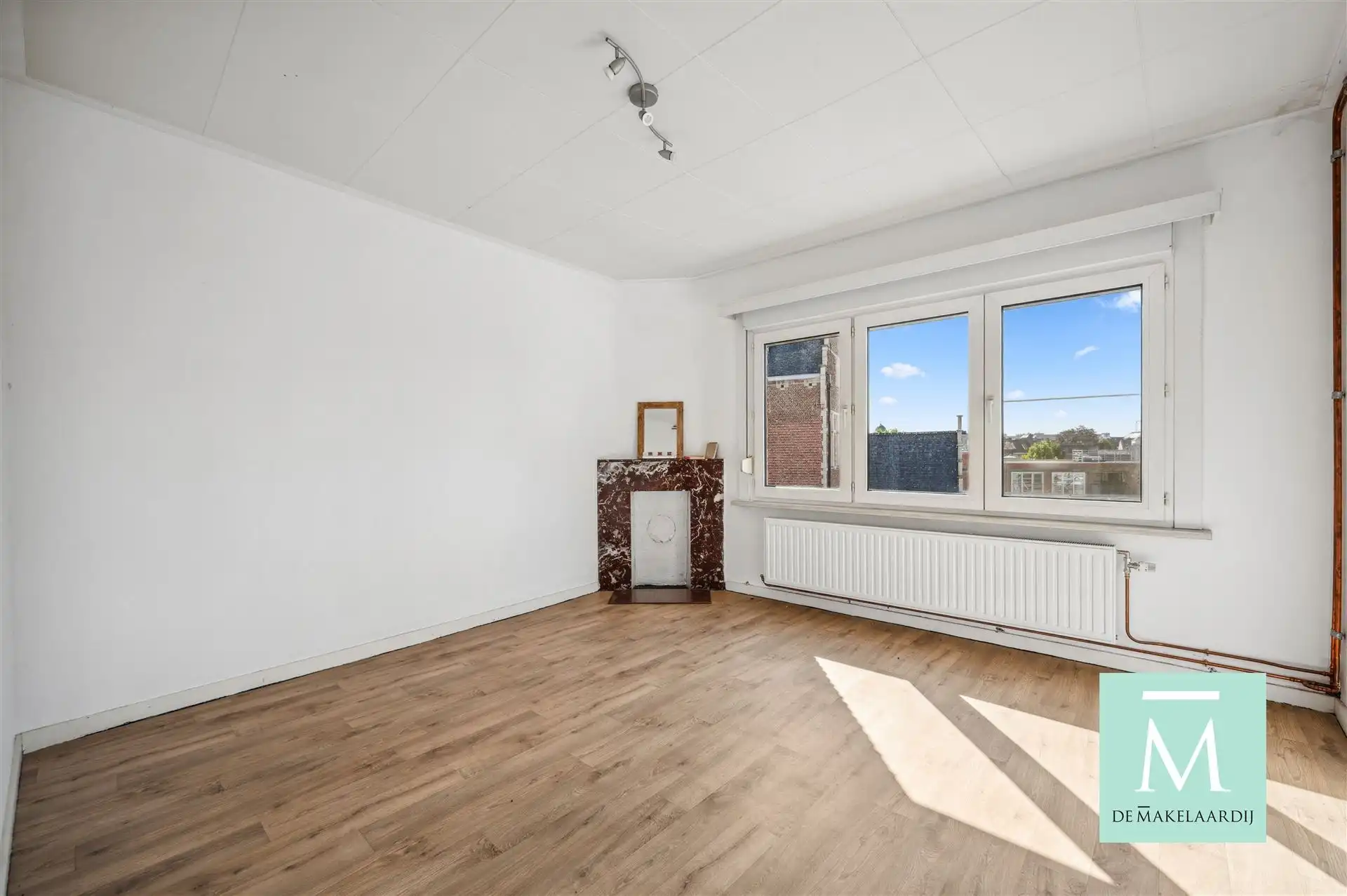 Appartementsgebouw met handelspand op het gelijkvloers foto 10